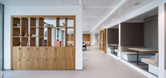 Meeting-Boxes und Locker